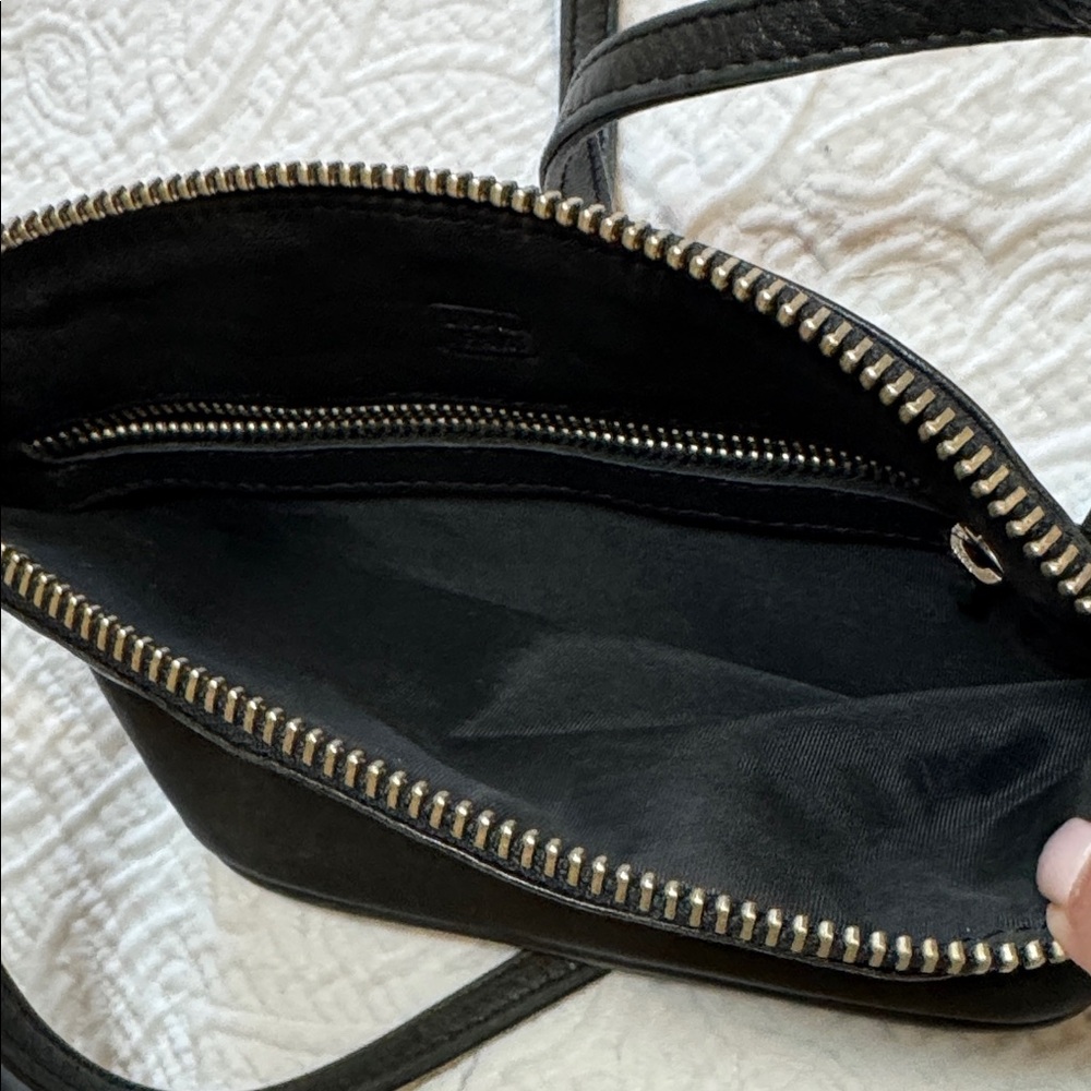 Lisa Jenks Vintage Black Leather Crossbody Bag - Picture 7 of 11